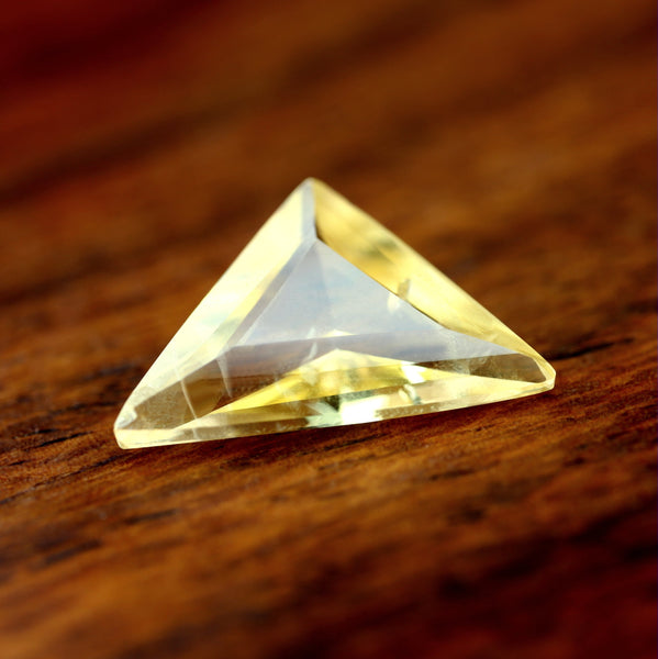 1.69ct Certified Natural Yellow Sapphire
