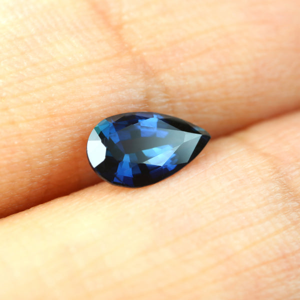 0.69ct Certified Natural Blue Sapphire – sapphirebazaar