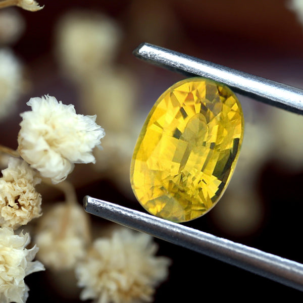 0.81ct Certified Natural Yellow Sapphire