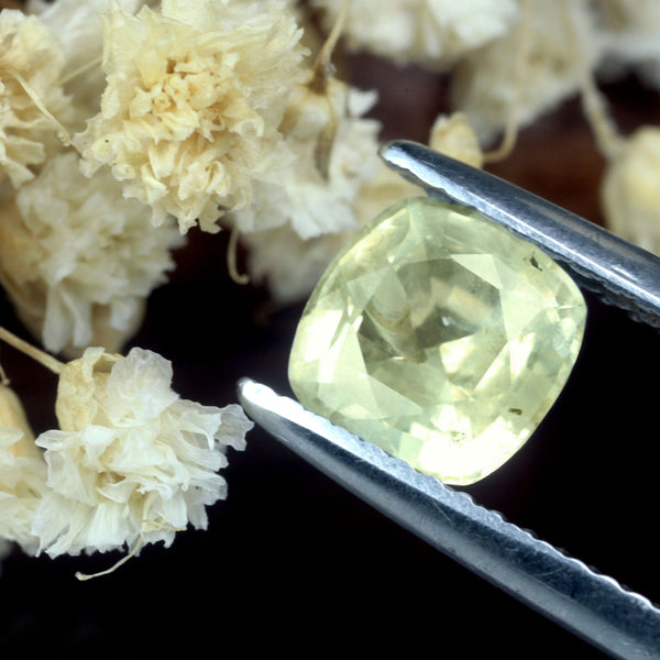 1.42ct Certified Natural Light Yellow Sapphire