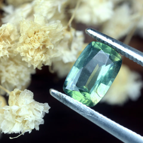 0.96ct Certified Natural Green Sapphire