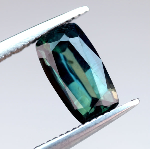 1.46ct Certified Natural Teal Sapphire