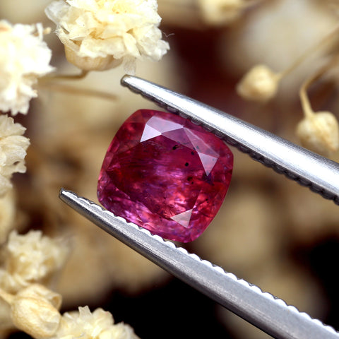 0.96ct Certified Natural Pink Sapphire