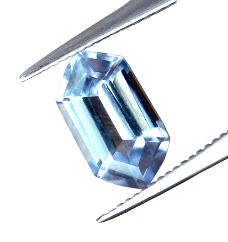 0.76ct Certified Natural Blue Sapphire