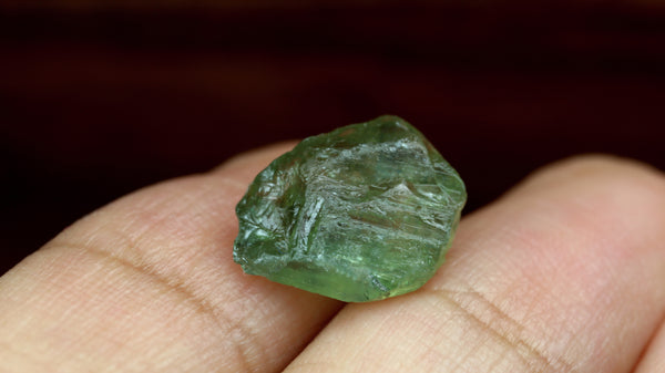 5.78ct Certified Natural Green Sapphire – sapphirebazaar
