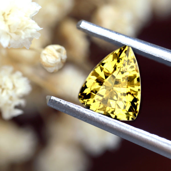 1.01 ct Certified Natural Yellow Sapphire