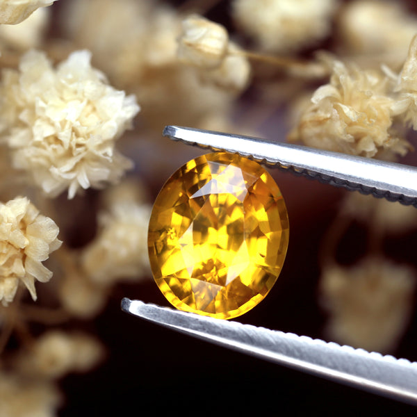 0.92 ct Certified Natural Yellow Sapphire