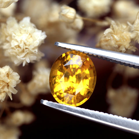 0.92 ct Certified Natural Yellow Sapphire