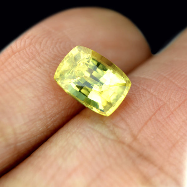 1.49 ct Certified Natural Yellow Sapphire