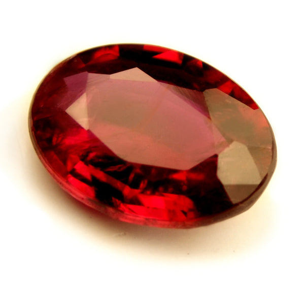 Certified Natural 0.65ct Untreated Royal Red Ruby, Oval Cut - VS Clarity - sapphirebazaar - 1