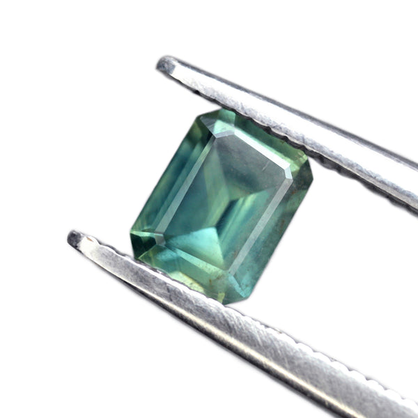 0.62ct Certified Natural Teal Sapphire