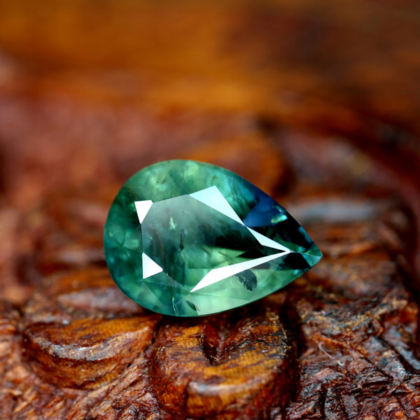 2.78cts Certified Natural Green Sapphire
