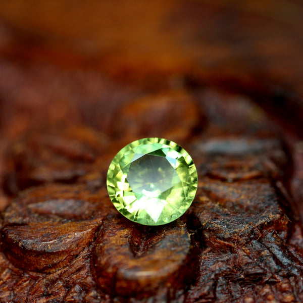 0.89ct Certified Natural Green Sapphire