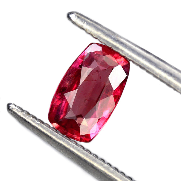 0.42ct Certified Natural Hot Pink Sapphire