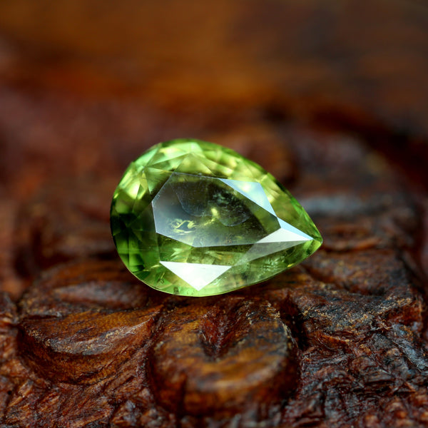 2.64ct Certified Natural Green Sapphire