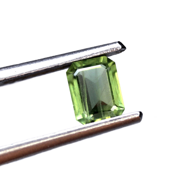 0.63ct Certified Natural Green Sapphire