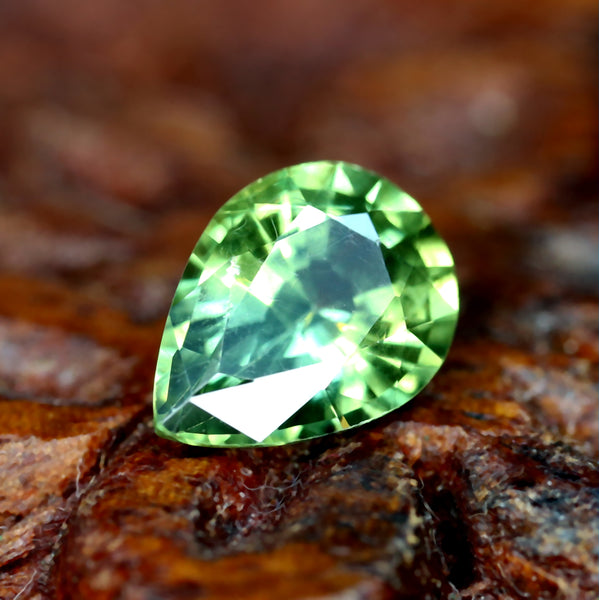 0.63ct Certified Natural Green Sapphire