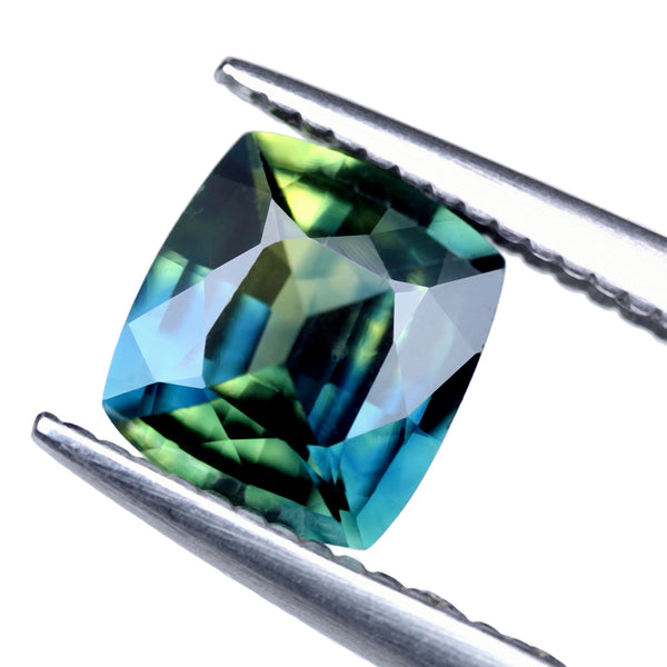 0.91ct Certified Natural Multicolor Sapphire