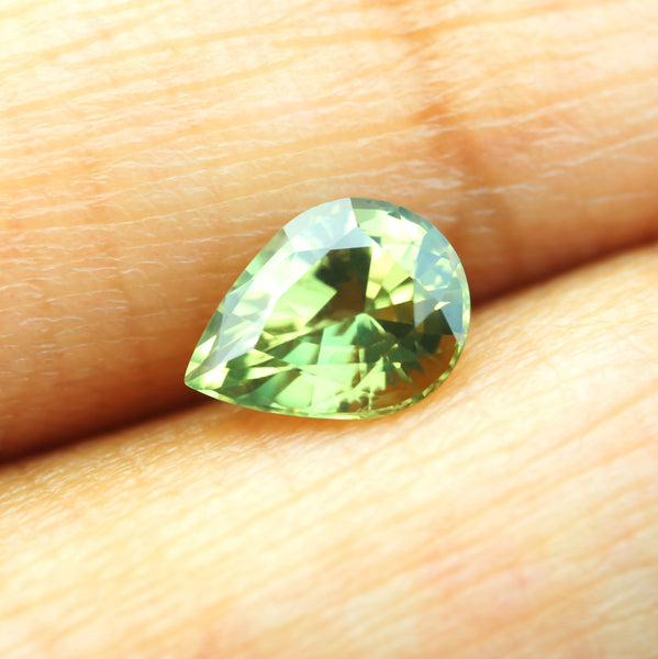 0.93ct Certified Natural Yellow Sapphire