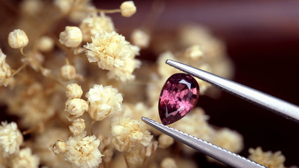 Natural padparadscha deals