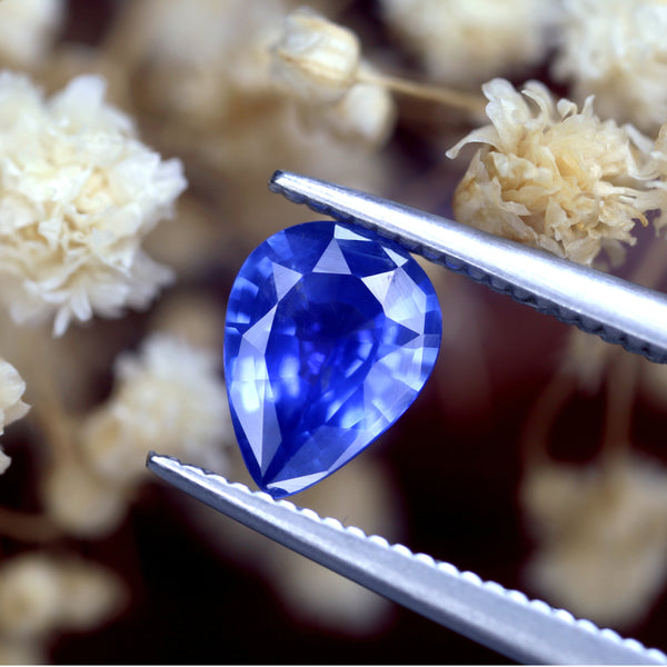 0.76ct Certified Natural Blue Sapphire