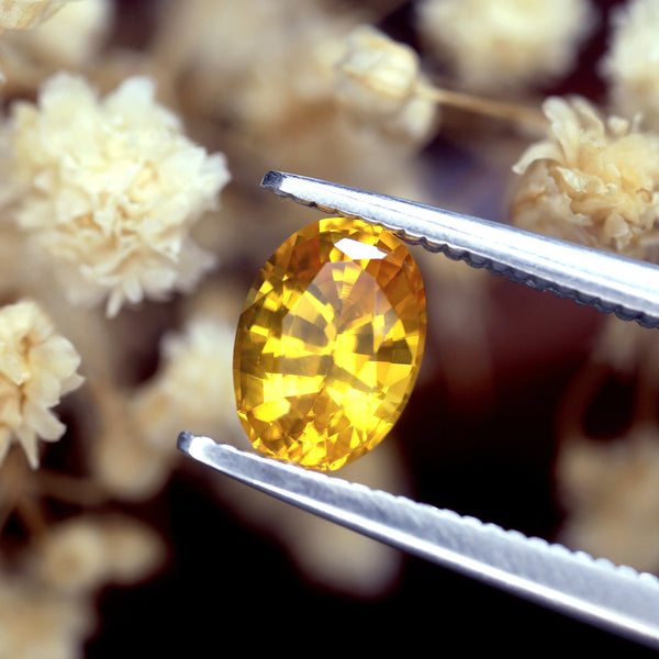 0.97 ct Certified Natural Yellow Sapphire